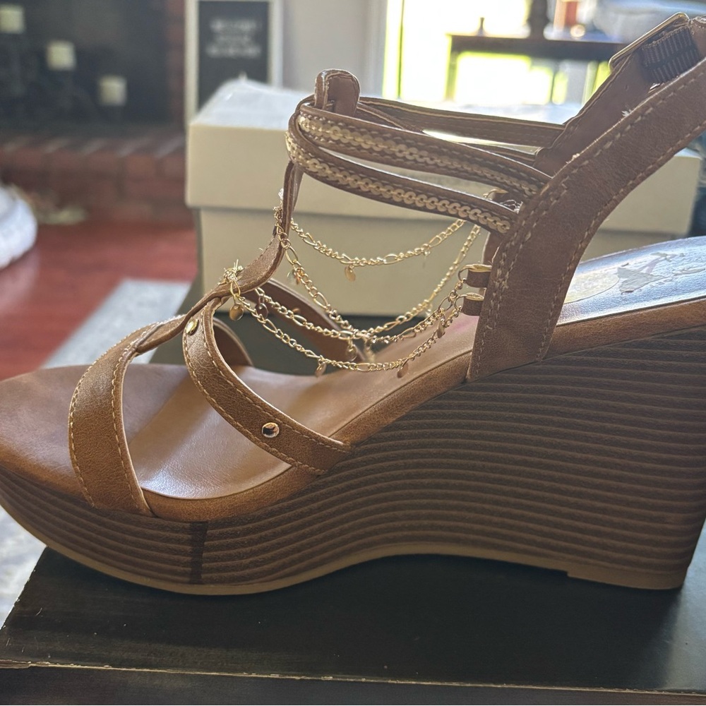 Brown Wedge Sandals with Gold Accents